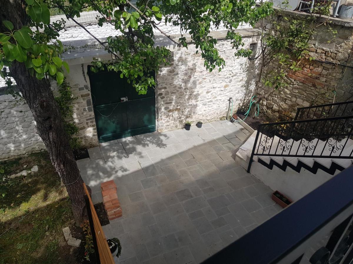 Villa Grigor เบราท ภายนอก รูปภาพ